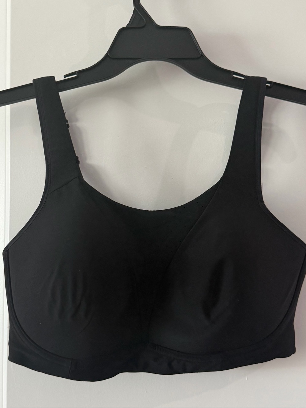 Lululemon Black Supportive Wireless Bra - Women Intimates